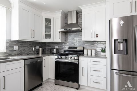 Tiny photo for 40 Jackson Lane, Streamwood, IL 60107 (MLS # 12409910)