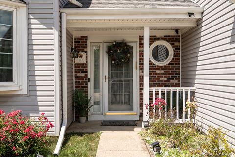 Tiny photo for 40 Jackson Lane, Streamwood, IL 60107 (MLS # 12409910)