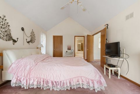 Tiny photo for 7233 SOUTHWICK Drive, Frankfort, IL 60423 (MLS # 12603142)