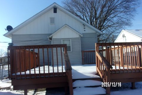 Tiny photo for 816 S Fifth Street, Hoopeston, IL 60942 (MLS # 12535261)