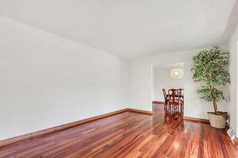 Tiny photo for 2030 Burke Drive, Winthrop Harbor, IL 60096 (MLS # 12464041)