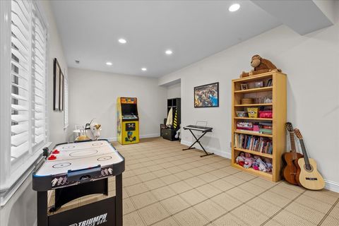 Tiny photo for 410 CEDAR Street, Winnetka, IL 60093 (MLS # 12594670)