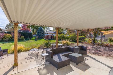 Tiny photo for 1306 Anderson Street, Bloomington, IL 61701 (MLS # 12505217)