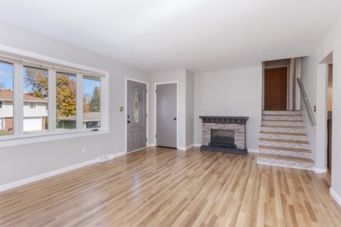 Tiny photo for 1306 Anderson Street, Bloomington, IL 61701 (MLS # 12505217)