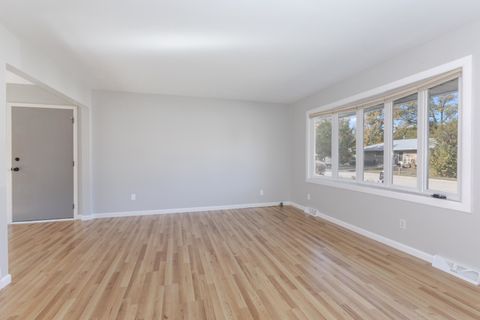 Tiny photo for 1306 Anderson Street, Bloomington, IL 61701 (MLS # 12505217)