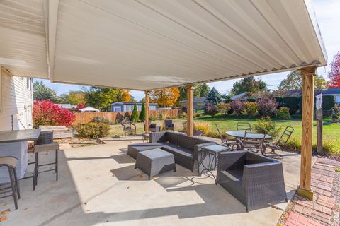 Tiny photo for 1306 Anderson Street, Bloomington, IL 61701 (MLS # 12505217)