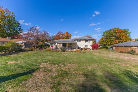 Tiny photo for 1306 Anderson Street, Bloomington, IL 61701 (MLS # 12505217)