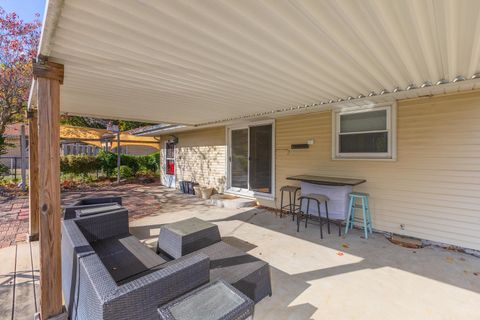 Tiny photo for 1306 Anderson Street, Bloomington, IL 61701 (MLS # 12505217)