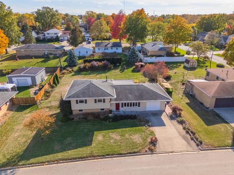 Tiny photo for 1306 Anderson Street, Bloomington, IL 61701 (MLS # 12505217)