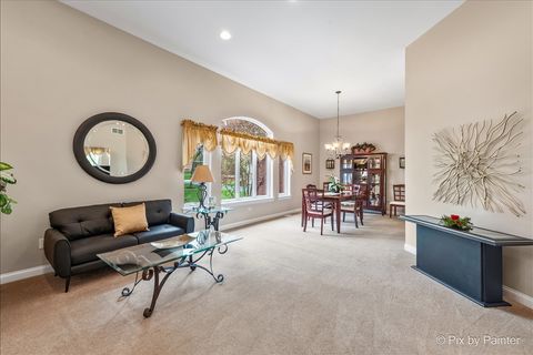 Tiny photo for 4 Mohawk Drive, South Barrington, IL 60010 (MLS # 12627995)