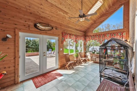 Tiny photo for 4 Mohawk Drive, South Barrington, IL 60010 (MLS # 12627995)