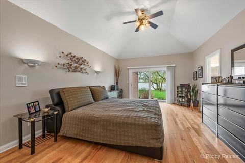 Tiny photo for 4 Mohawk Drive, South Barrington, IL 60010 (MLS # 12627995)