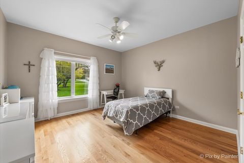 Tiny photo for 4 Mohawk Drive, South Barrington, IL 60010 (MLS # 12627995)