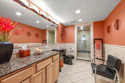 Tiny photo for 4 Mohawk Drive, South Barrington, IL 60010 (MLS # 12627995)