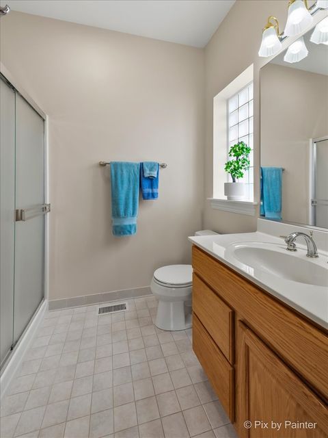 Tiny photo for 4 Mohawk Drive, South Barrington, IL 60010 (MLS # 12627995)