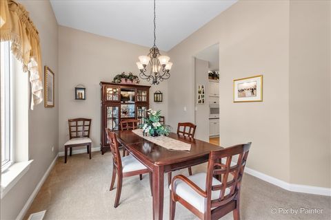 Tiny photo for 4 Mohawk Drive, South Barrington, IL 60010 (MLS # 12627995)