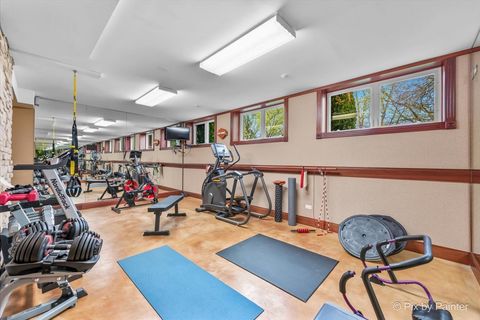 Tiny photo for 4 Mohawk Drive, South Barrington, IL 60010 (MLS # 12627995)