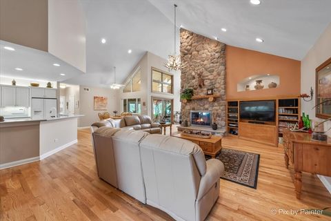 Tiny photo for 4 Mohawk Drive, South Barrington, IL 60010 (MLS # 12627995)