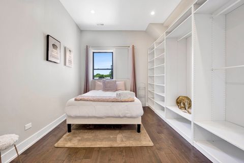 Tiny photo for 3330 S Indiana Avenue #2S, Chicago, IL 60616 (MLS # 12574504)