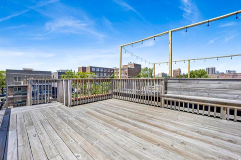 Tiny photo for 3330 S Indiana Avenue #2S, Chicago, IL 60616 (MLS # 12574504)