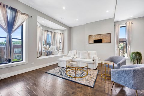 Tiny photo for 3330 S Indiana Avenue #2S, Chicago, IL 60616 (MLS # 12574504)