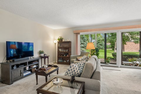 Tiny photo for 8220 Mulberry Court #7B, Palos Hills, IL 60465 (MLS # 12762228)