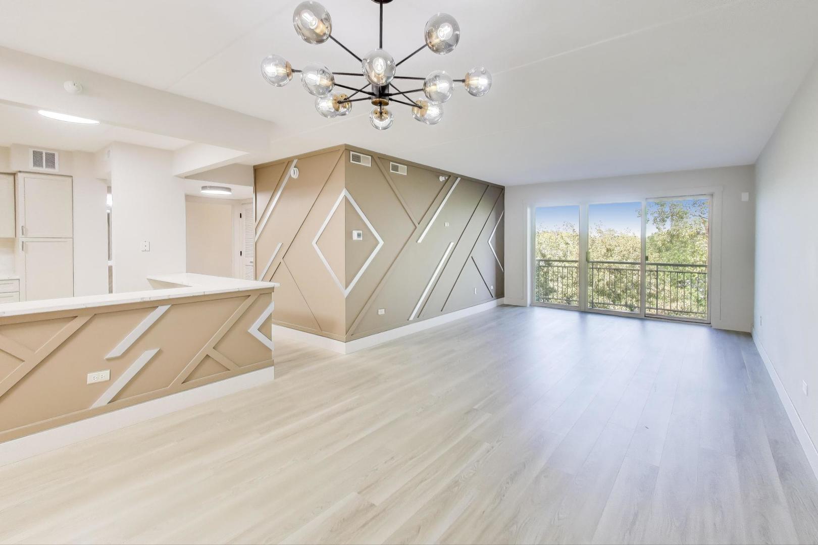 6815 N Milwaukee Avenue 506