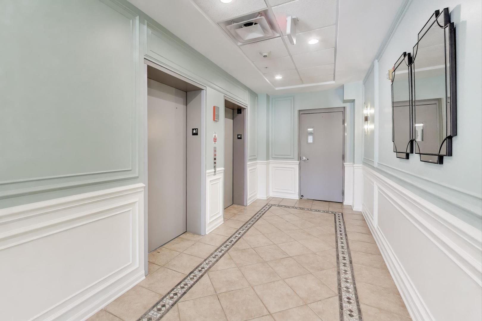 6815 N Milwaukee Avenue 506