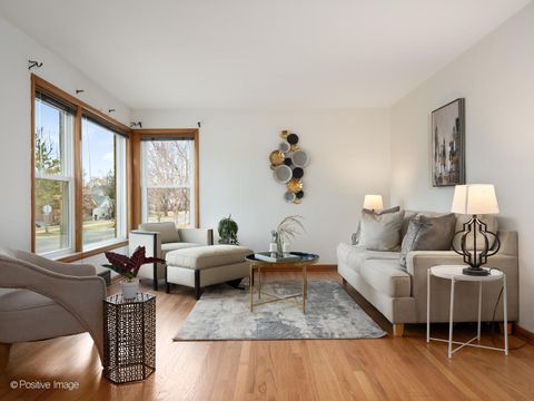 Tiny photo for 18547 Lexington Avenue, Homewood, IL 60430 (MLS # 12634230)