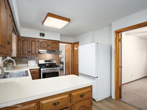 Tiny photo for 18547 Lexington Avenue, Homewood, IL 60430 (MLS # 12634230)
