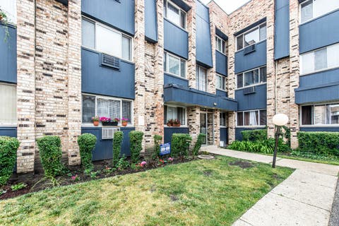 Tiny photo for 8641.5 W FOSTER Avenue #3A, Chicago, IL 60656 (MLS # 12675411)