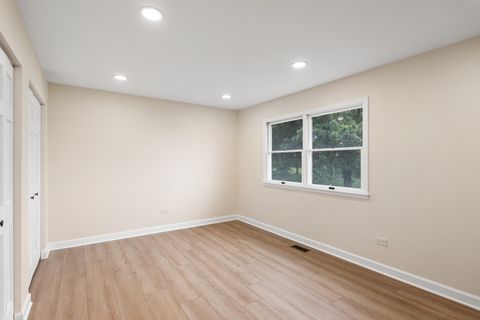 Tiny photo for 747 Jamestowne Court, Sleepy Hollow, IL 60118 (MLS # 12394912)