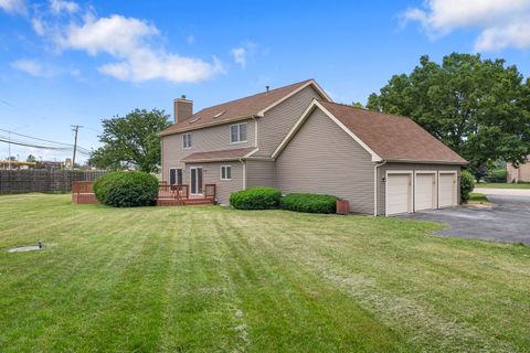 Tiny photo for 747 Jamestowne Court, Sleepy Hollow, IL 60118 (MLS # 12394912)