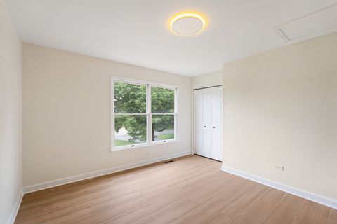 Tiny photo for 747 Jamestowne Court, Sleepy Hollow, IL 60118 (MLS # 12394912)