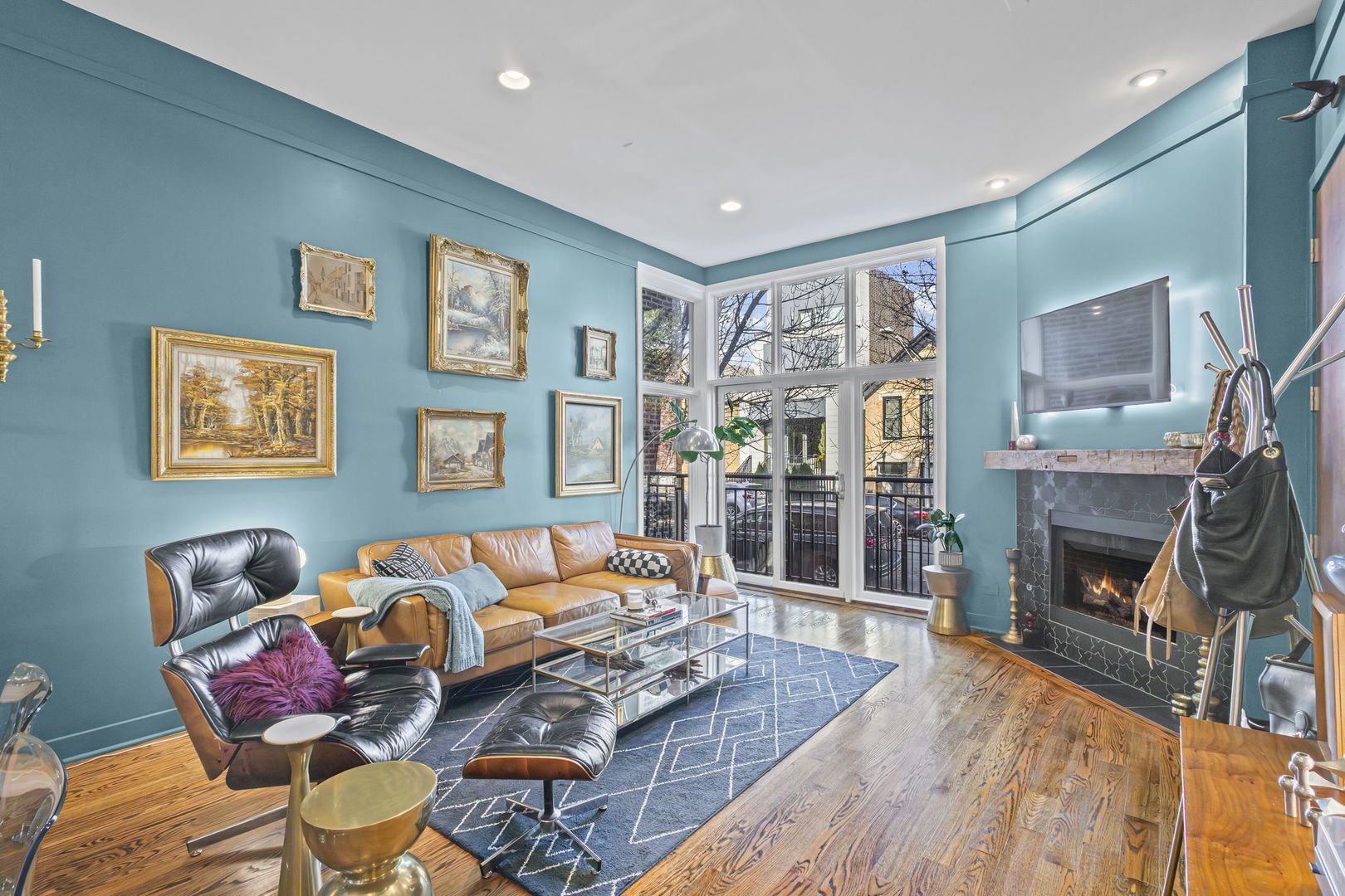 1621 W Pierce Avenue 1