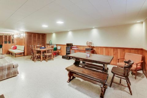 Tiny photo for 404 Tomah Avenue, Prospect Heights, IL 60070 (MLS # 12522238)