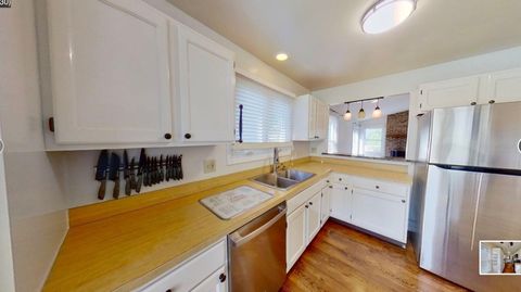 Tiny photo for 601 Topeka Court, Carol Stream, IL 60188 (MLS # 12702717)