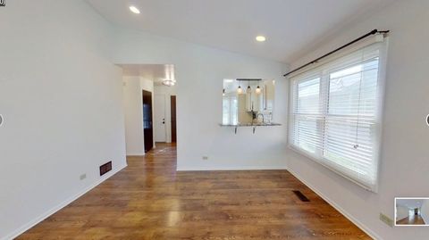 Tiny photo for 601 Topeka Court, Carol Stream, IL 60188 (MLS # 12702717)