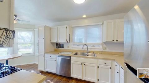 Tiny photo for 601 Topeka Court, Carol Stream, IL 60188 (MLS # 12702717)