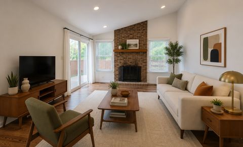 Tiny photo for 601 Topeka Court, Carol Stream, IL 60188 (MLS # 12702717)