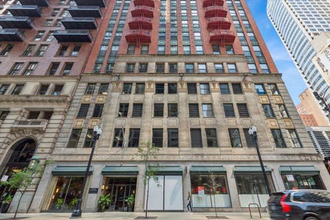 Photo of 208 W Washington Street #1405, Chicago, IL 60606 (MLS # 12718540)