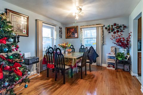 Tiny photo for 1054 Broadmoor Place, Deerfield, IL 60015 (MLS # 12569475)