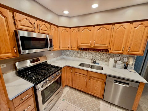 Tiny photo for 10513 Dorchester Street, Westchester, IL 60154 (MLS # 12758714)