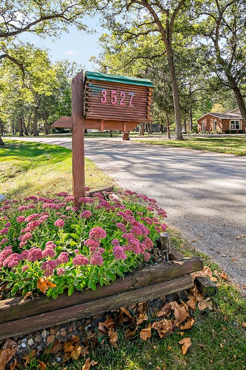 Tiny photo for 3527 S Wayne Avenue, St. Anne, IL 60964 (MLS # 12491653)