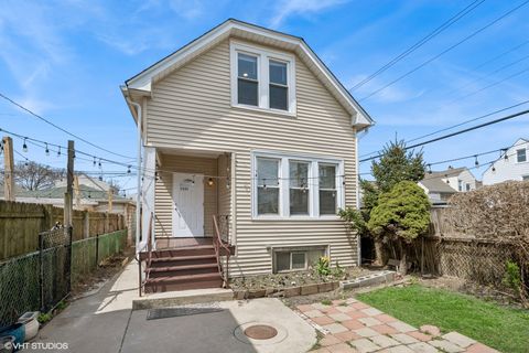 2542 N Long Avenue Chicago IL 60639