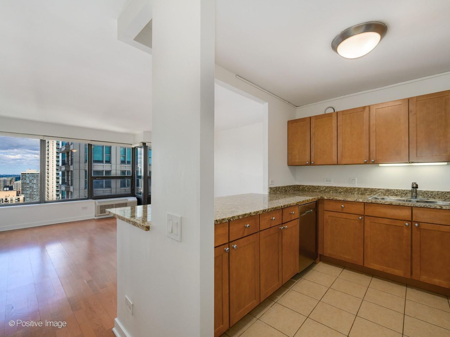 30 E Huron Street 3506