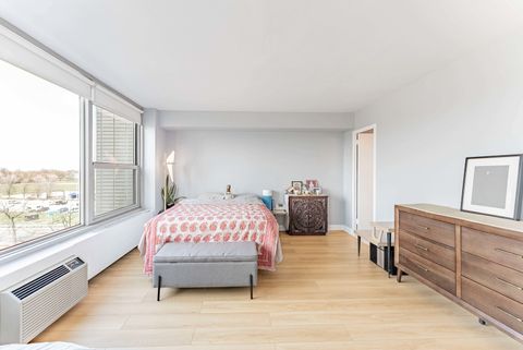 Tiny photo for 3600 N LAKE SHORE Drive #514, Chicago, IL 60613 (MLS # 12467853)