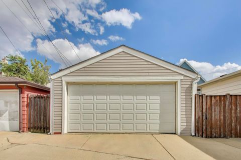 Tiny photo for 4544 N Mulligan Avenue, Chicago, IL 60630 (MLS # 12486925)