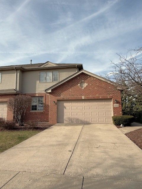 Photo of 9400 CALEDONIA Drive, Tinley Park, IL 60487 (MLS # 12587015)