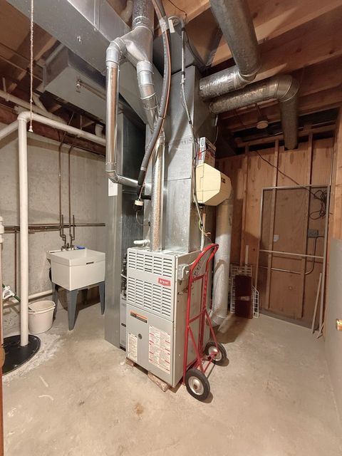 Tiny photo for 9400 CALEDONIA Drive, Tinley Park, IL 60487 (MLS # 12587015)